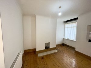 3 Bed House to rent in Gorton