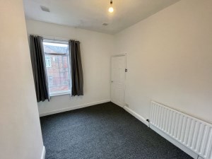 3 Bed House to rent in Gorton